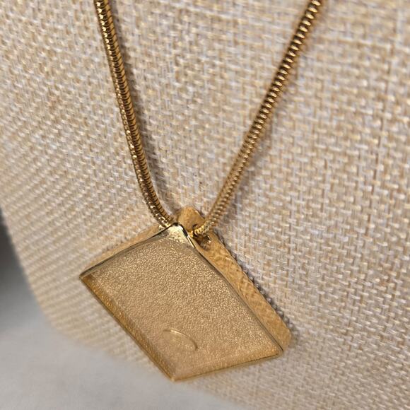 VINTAGE 1977 GIVENCHY PARIS ENAMELED RUNWAY NECKLACE - Picture 7 of 11